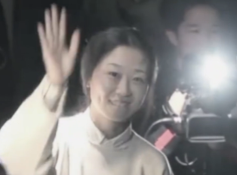服裝設(shè)計(jì)師馬可將中國(guó)手工藝帶到國(guó)際舞臺(tái)，成為首位登上巴黎高定時(shí)裝周的中國(guó)設(shè)計(jì)師