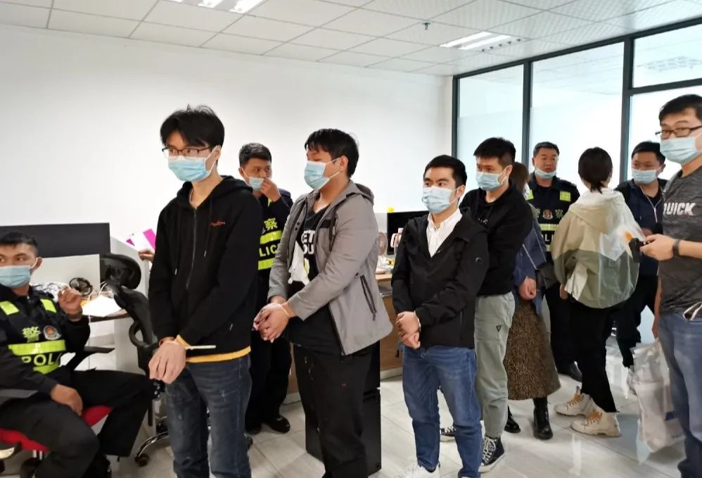 9名程序員被抓，只因開發(fā)了<em>賭博</em>APP
