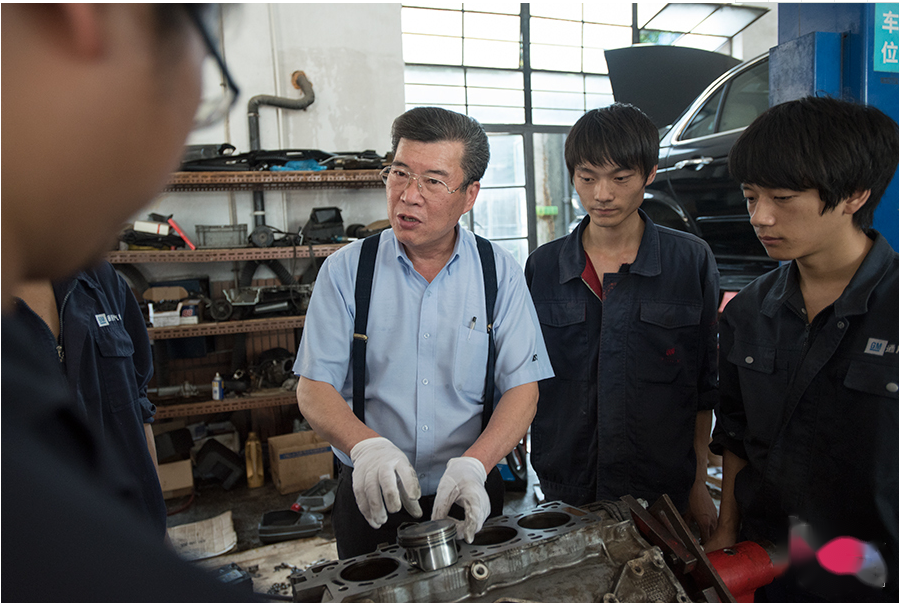 <em>大國</em><em>工匠</em>、汽車神醫陶巍事跡圖02