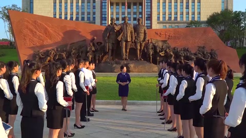 <em>微</em><em>課</em>：定制旅行<em>管理</em><em>與</em>服務<em>專業</em>：《歷史遺址景點<em>導游</em>—四渡赤水雕塑墻講解》
